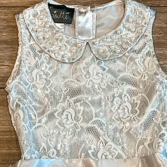 Biscotti Silver Lace and Tulle Dress with Pan Collar, Size 6 - Picture 2 of 5